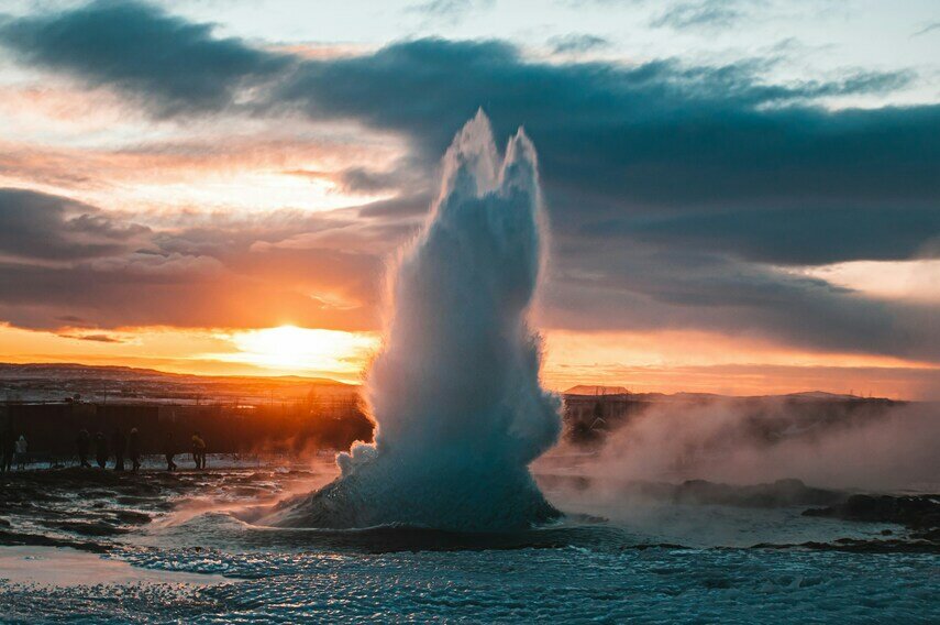Islanda - Geyser di Strokkur